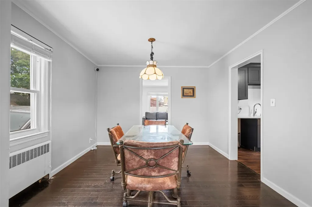 206 Holly Avenue Hempstead NY 11550