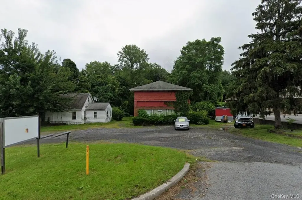 303 Windsor Highway New Windsor NY 12553