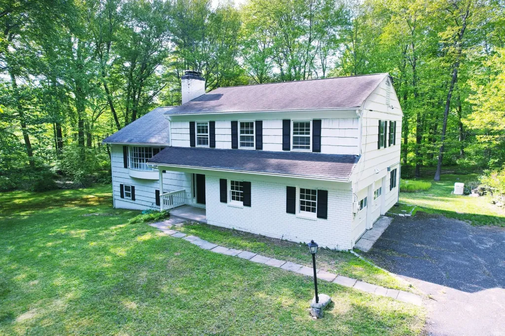 75 West Road Pound Ridge NY 10576