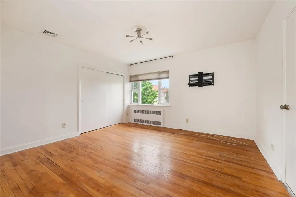 217 National Boulevard Long Beach NY 11561