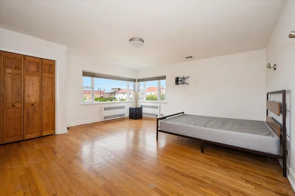 217 National Boulevard Long Beach NY 11561