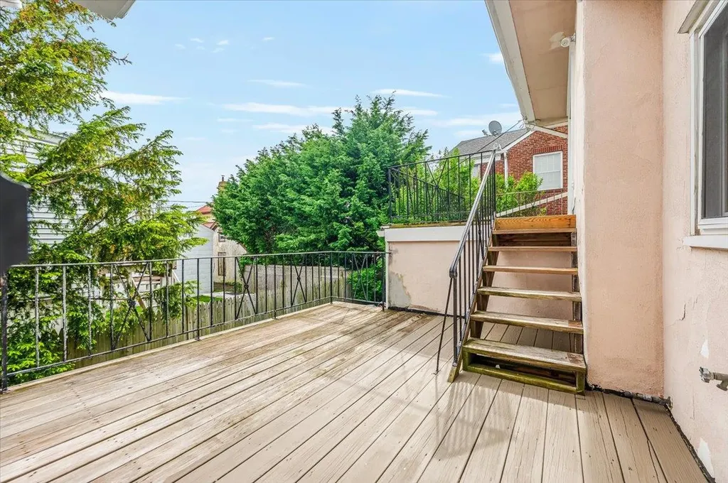 217 National Boulevard Long Beach NY 11561