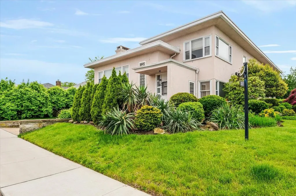 217 National Boulevard Long Beach NY 11561