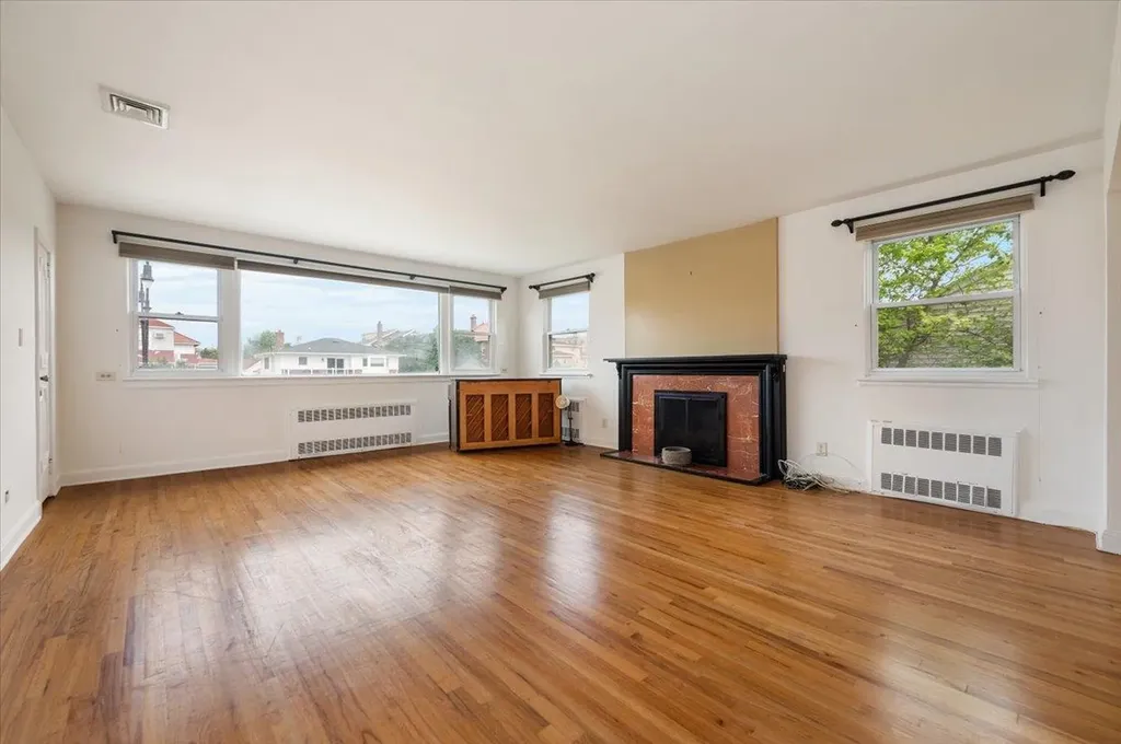 217 National Boulevard Long Beach NY 11561