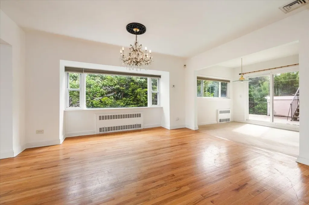 217 National Boulevard Long Beach NY 11561