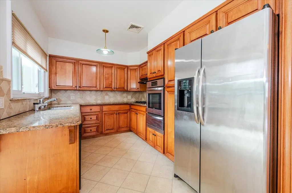 217 National Boulevard Long Beach NY 11561
