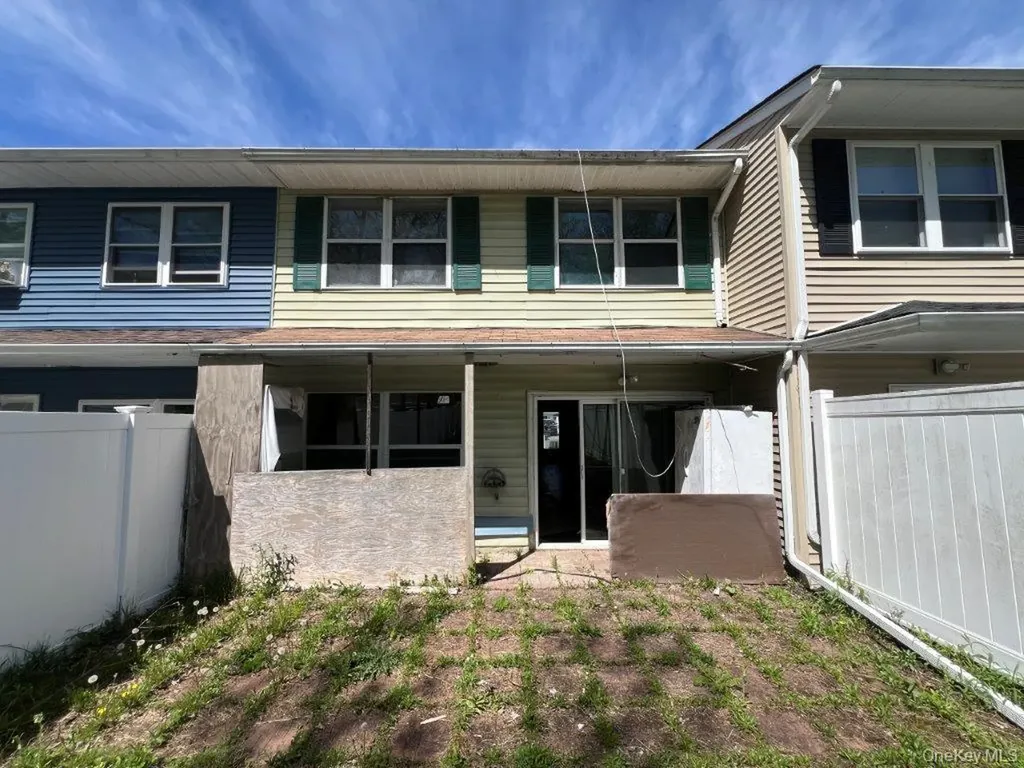 5 Northgate Drive Walden NY 12586