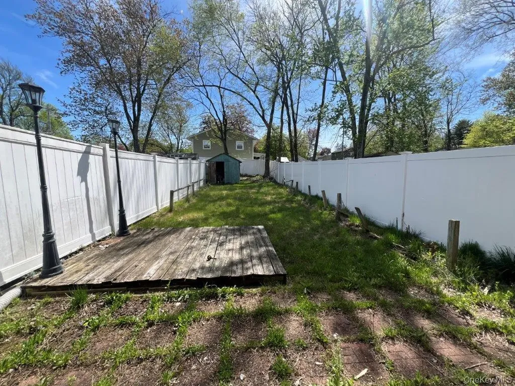 5 Northgate Drive Walden NY 12586