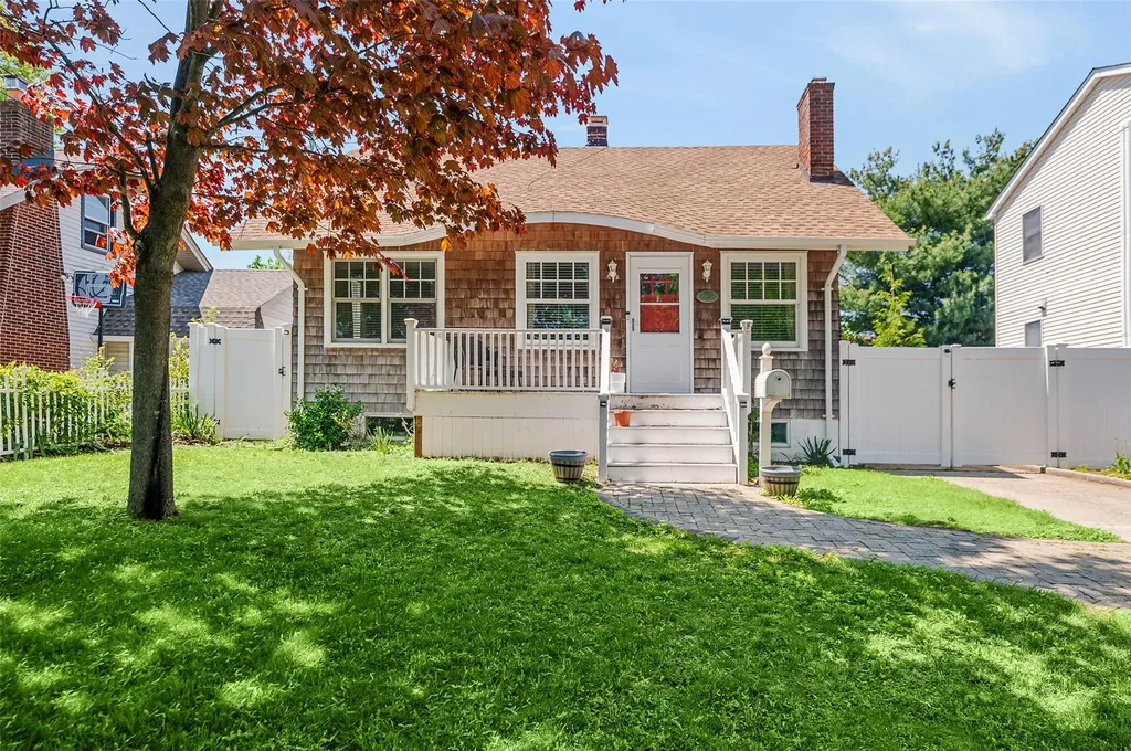 3300 3rd Street Oceanside NY 11572