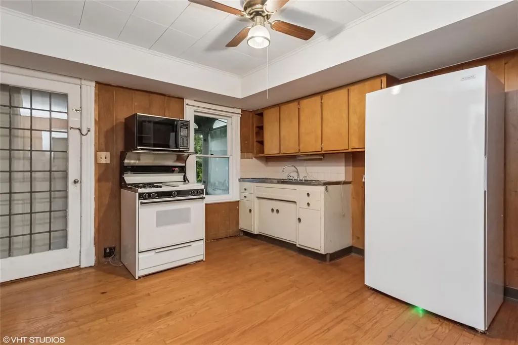 24 John Street Beacon NY 12508