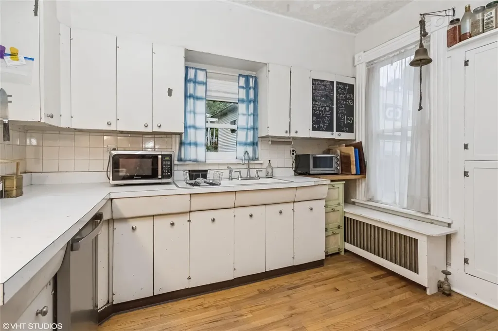 24 John Street Beacon NY 12508
