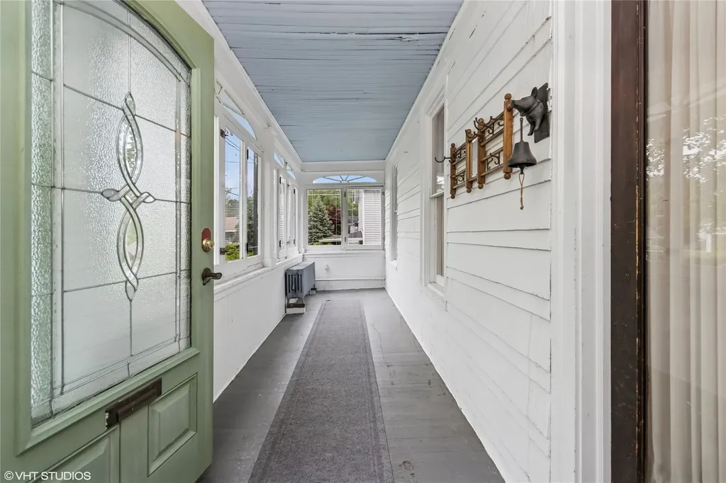 24 John Street Beacon NY 12508
