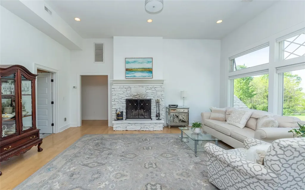 21 Big Elm Road Brewster NY 10509