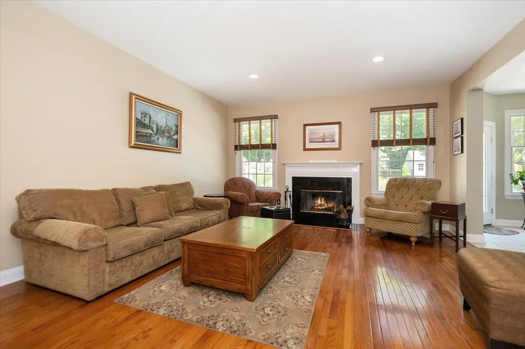26 Hynard Place Baldwin Place NY 10505