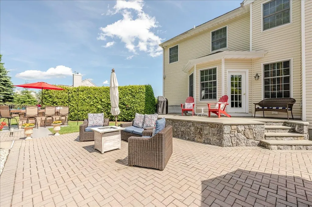 26 Hynard Place Baldwin Place NY 10505