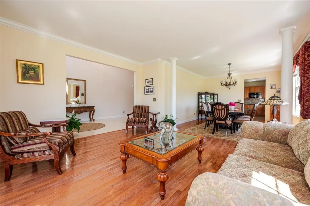 26 Hynard Place Baldwin Place NY 10505
