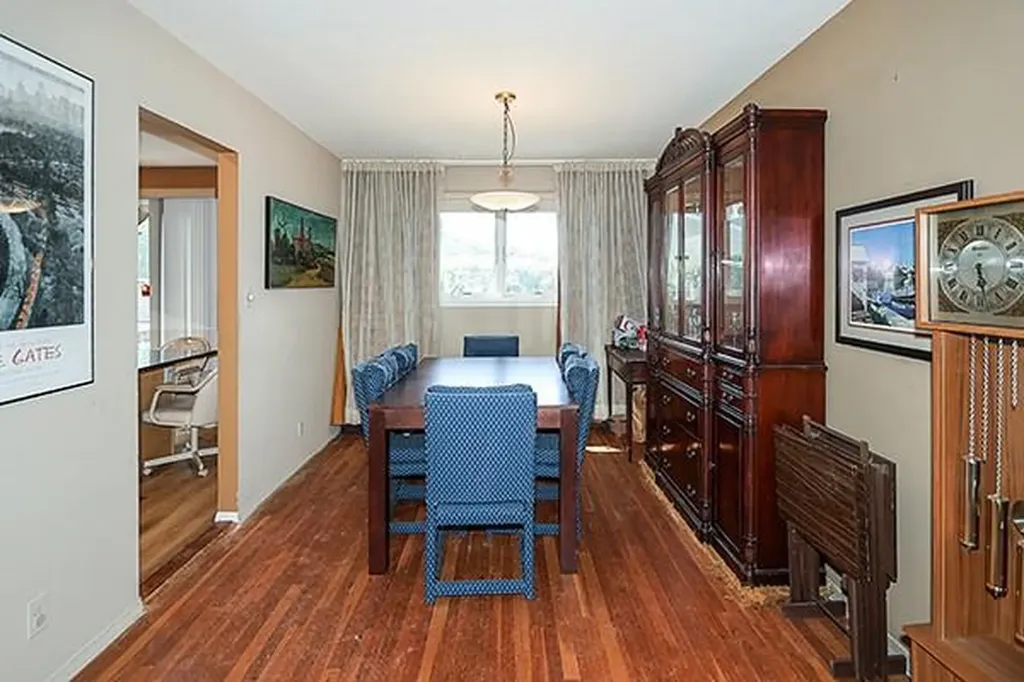 2 Ramondo Lane Smithtown NY 11787