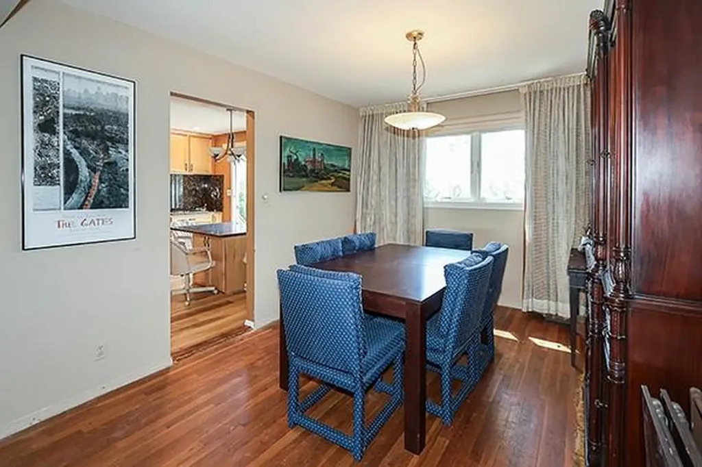 2 Ramondo Lane Smithtown NY 11787