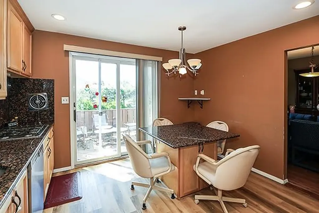2 Ramondo Lane Smithtown NY 11787