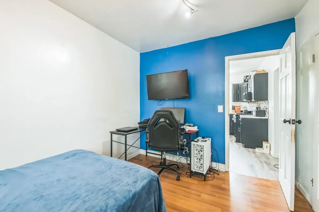 253 N 3rd Avenue Bay Shore NY 11706