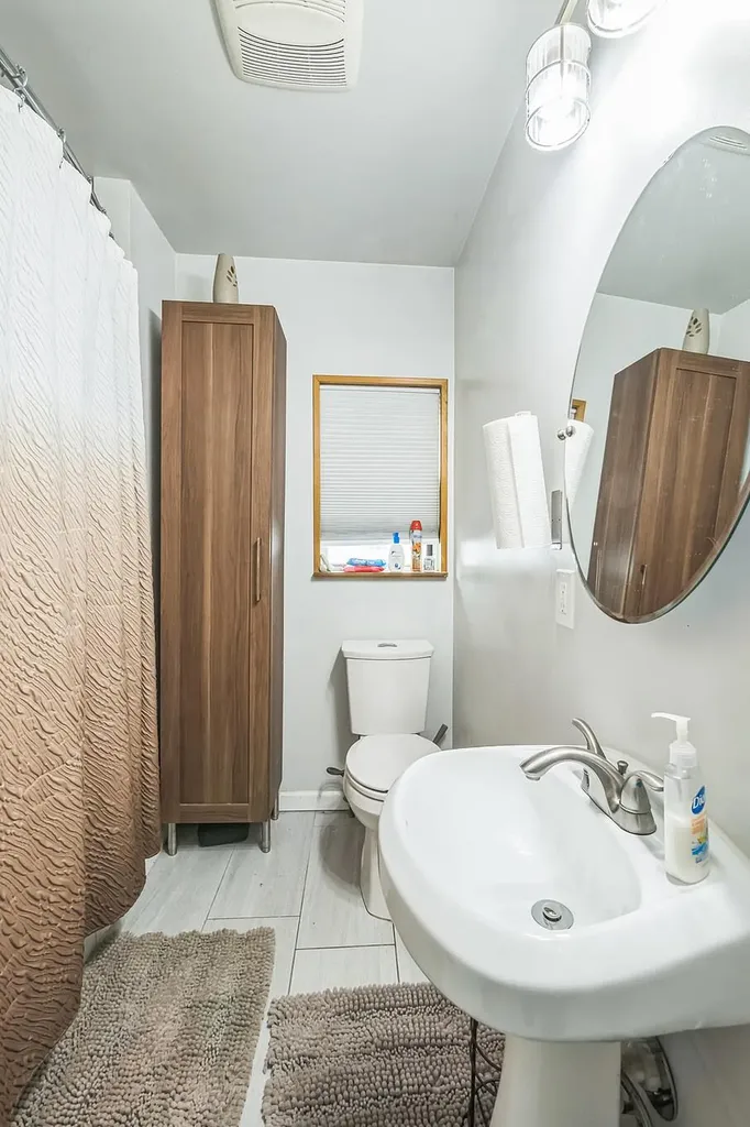 253 N 3rd Avenue Bay Shore NY 11706
