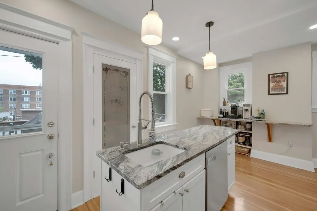 5749 Faraday Avenue Bronx NY 10471