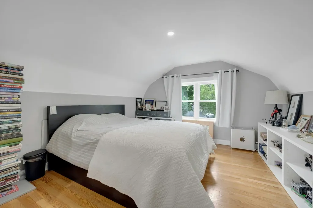 5749 Faraday Avenue Bronx NY 10471