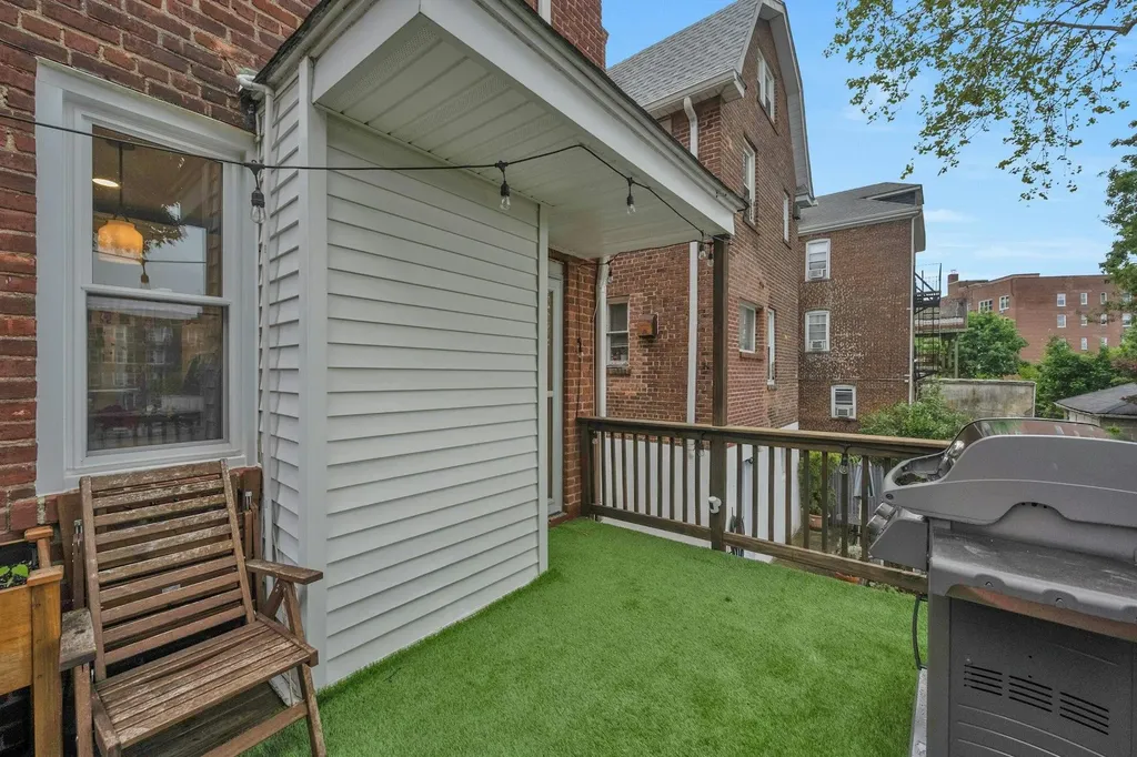 5749 Faraday Avenue Bronx NY 10471