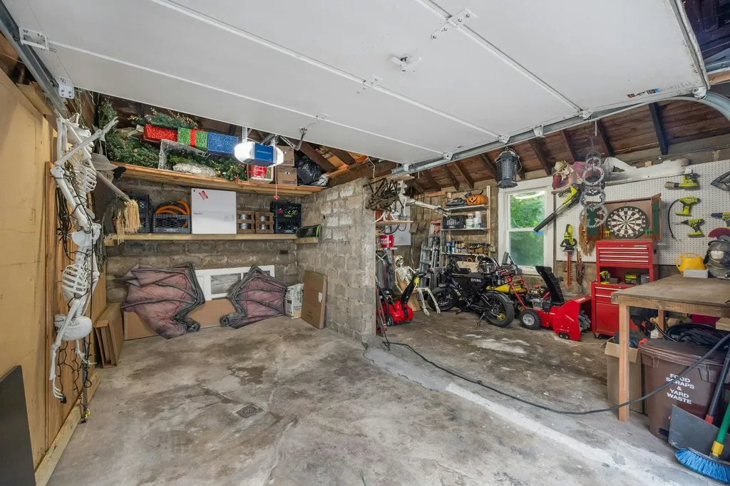 5749 Faraday Avenue Bronx NY 10471