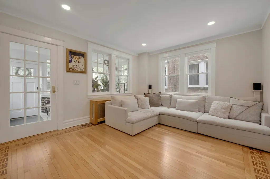 5749 Faraday Avenue Bronx NY 10471