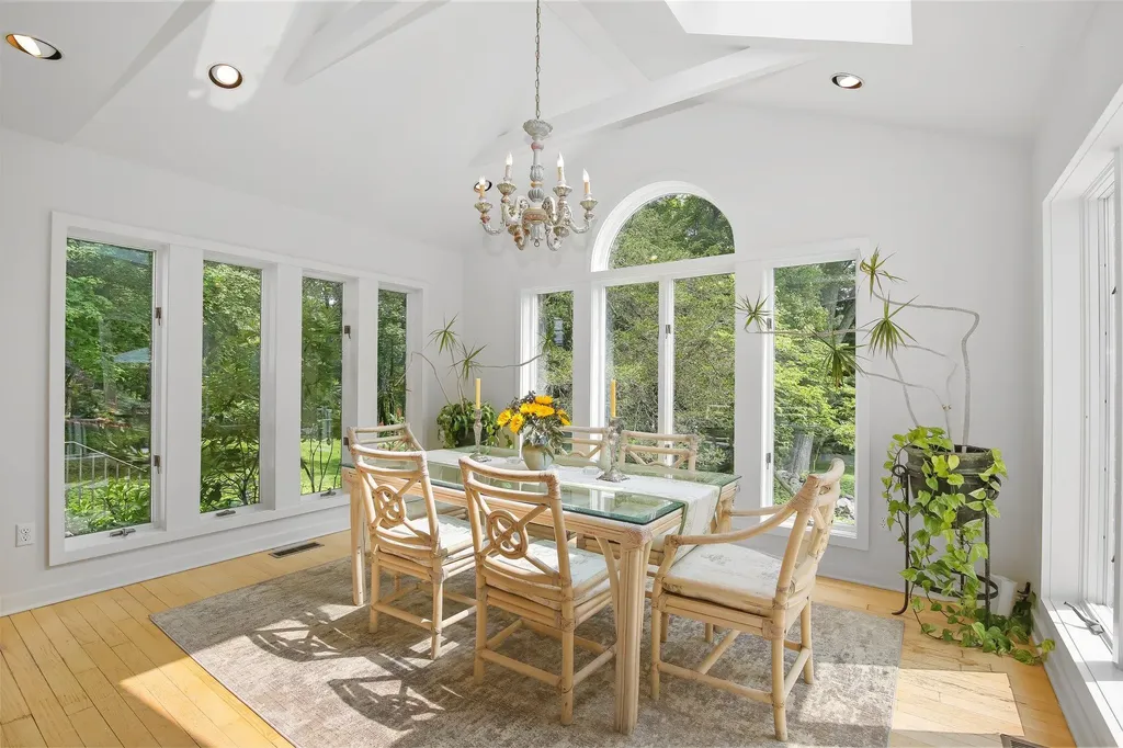 27 West Lane Pound Ridge NY 10576