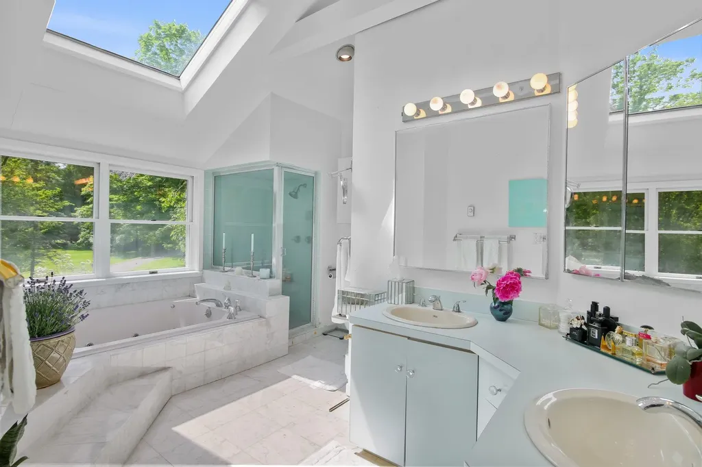 27 West Lane Pound Ridge NY 10576
