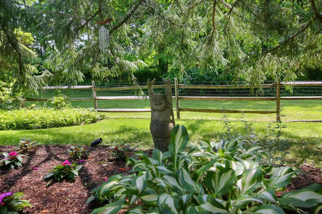 27 West Lane Pound Ridge NY 10576