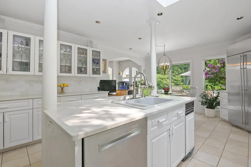 27 West Lane Pound Ridge NY 10576