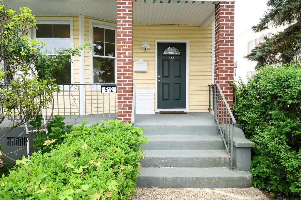 512 Fourth Avenue Pelham NY 10803