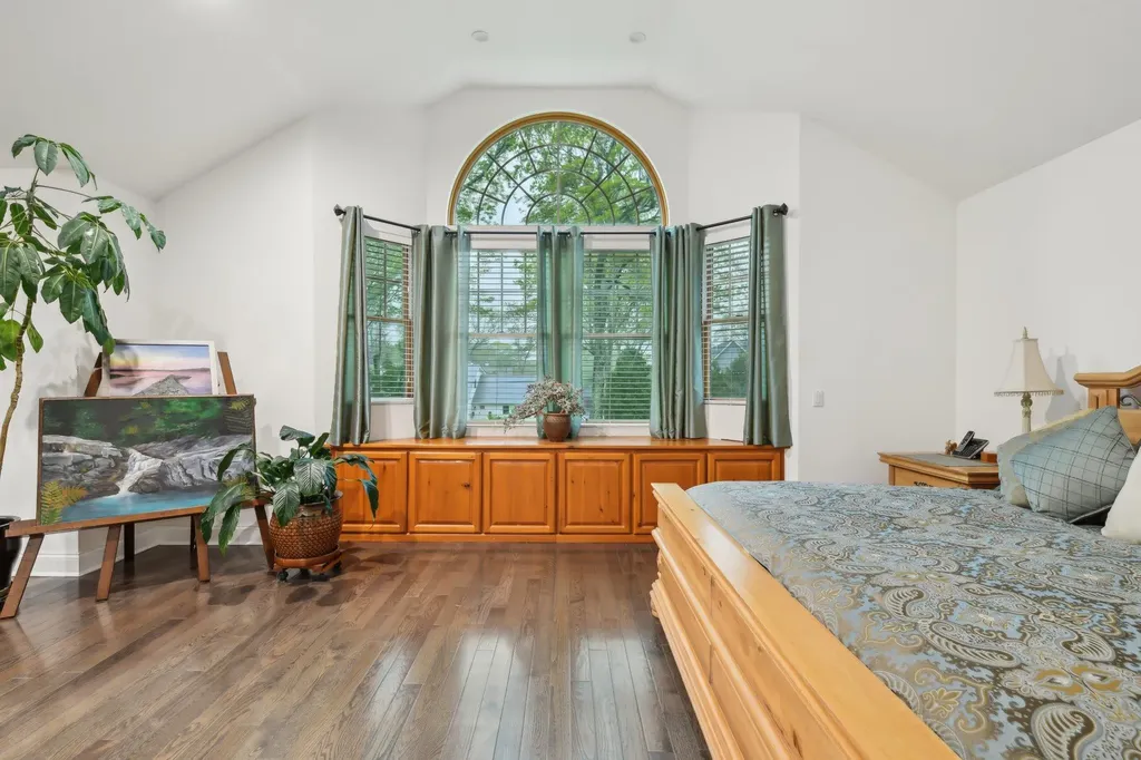 98 Beach Road Westhampton Beach NY 11978