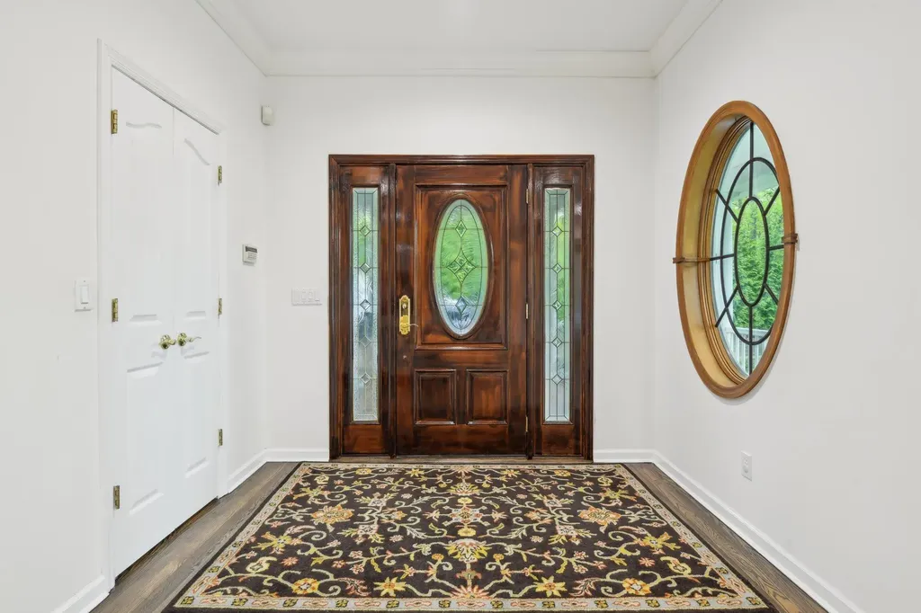 98 Beach Road Westhampton Beach NY 11978