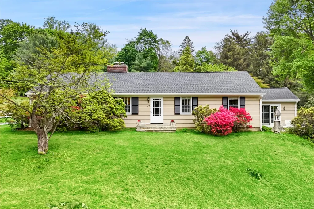 34 Whippoorwill Road E Armonk NY 10504