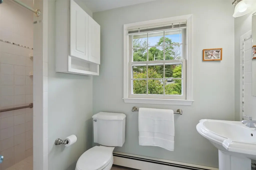 34 Whippoorwill Road E Armonk NY 10504