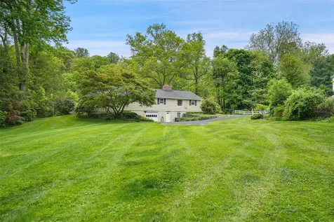 34 Whippoorwill Road E Armonk NY 10504