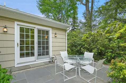 34 Whippoorwill Road E Armonk NY 10504