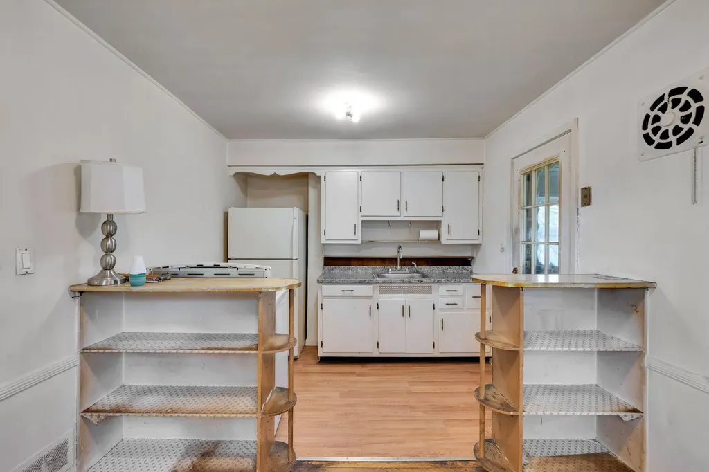 33 Gables Drive Hicksville NY 11801
