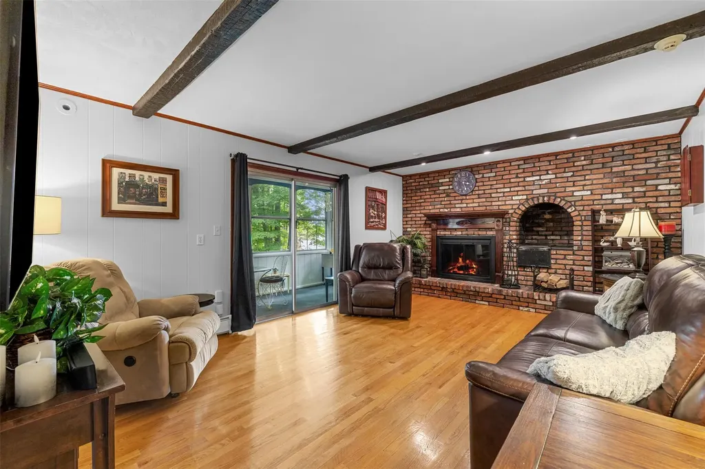 11 Carnelli Court Poughkeepsie NY 12603
