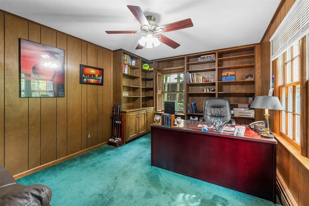 11 Carnelli Court Poughkeepsie NY 12603