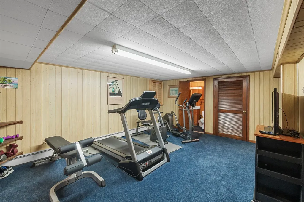 11 Carnelli Court Poughkeepsie NY 12603
