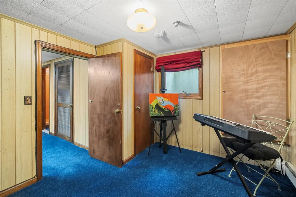 11 Carnelli Court Poughkeepsie NY 12603