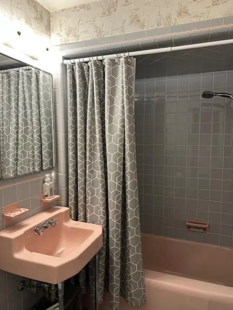 284 Warren Avenue Hawthorne NY 10532