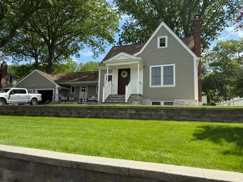 284 Warren Avenue Hawthorne NY 10532