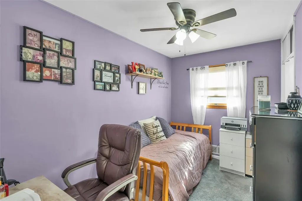 17 Gerhard Road Plainview NY 11803