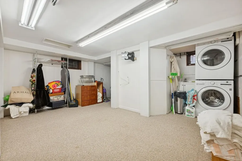 2525 Beverly Road Merrick NY 11566